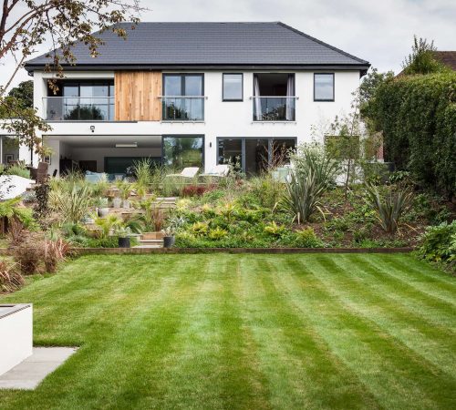 Oatlands Drive house by Concept Eight Architects